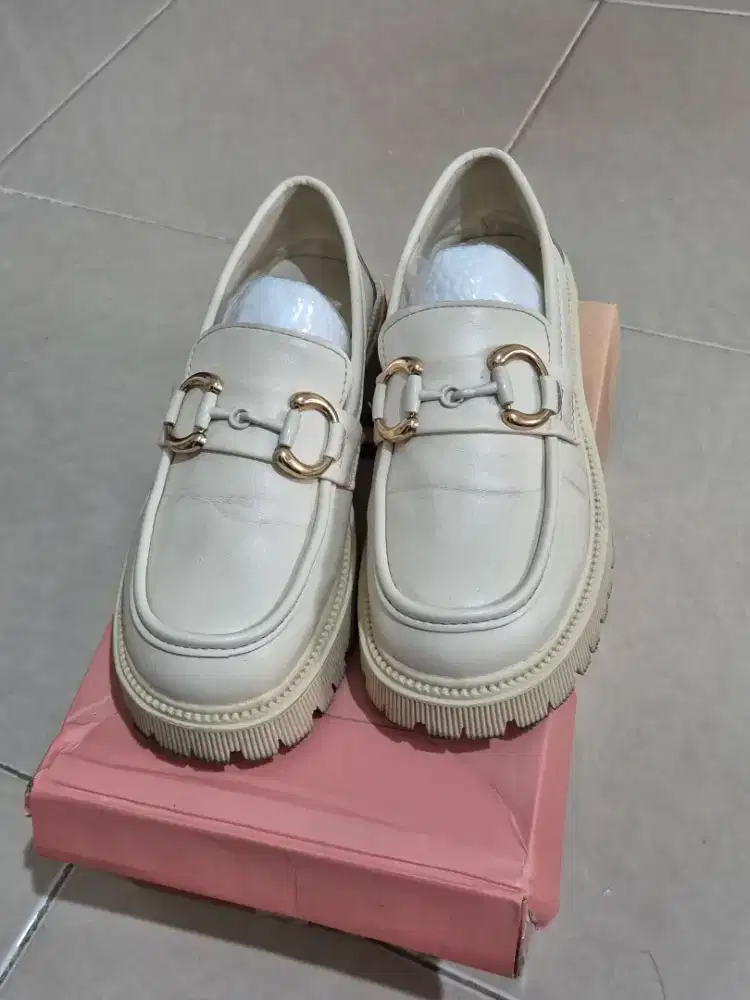 Preloved Sepatu Lawrensia ukuran 36