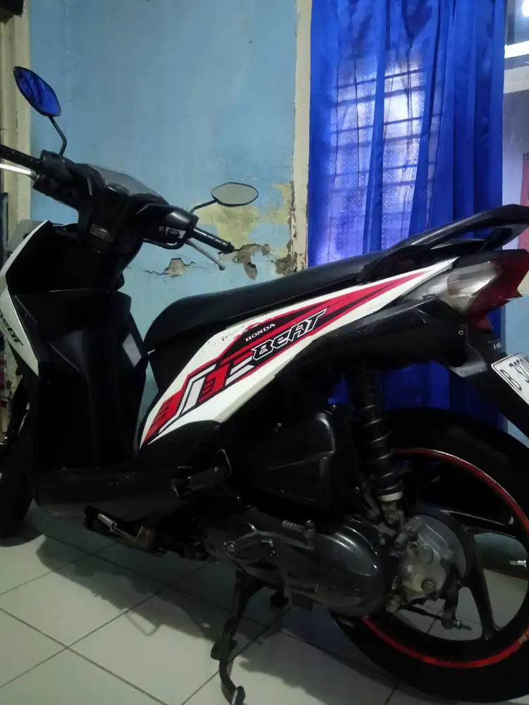 Di jual motor Honda beat tahun 2015.mesin ok pajak hidup