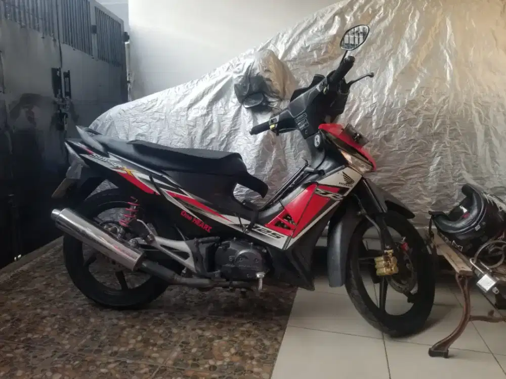 Dijual Supra x 125 pribadi milik sendiri