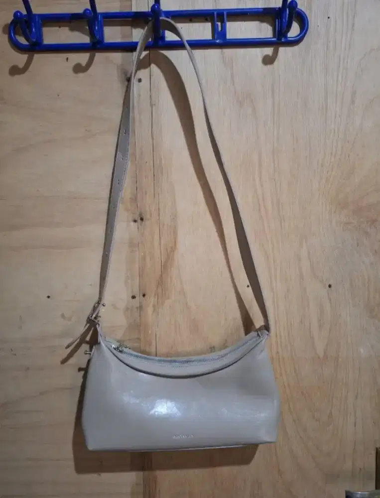 Bostanten warna ivory