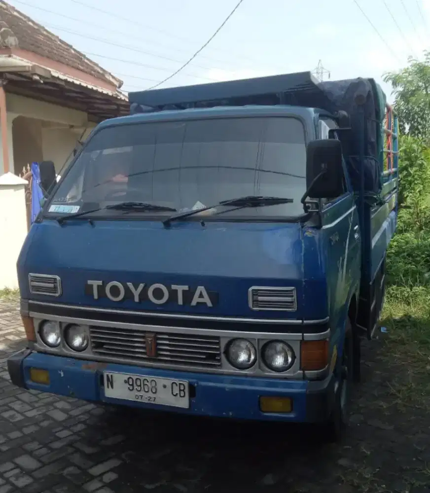 Jual Cepat!! Toyota Dyno Engkel '97 Kondisi Fit