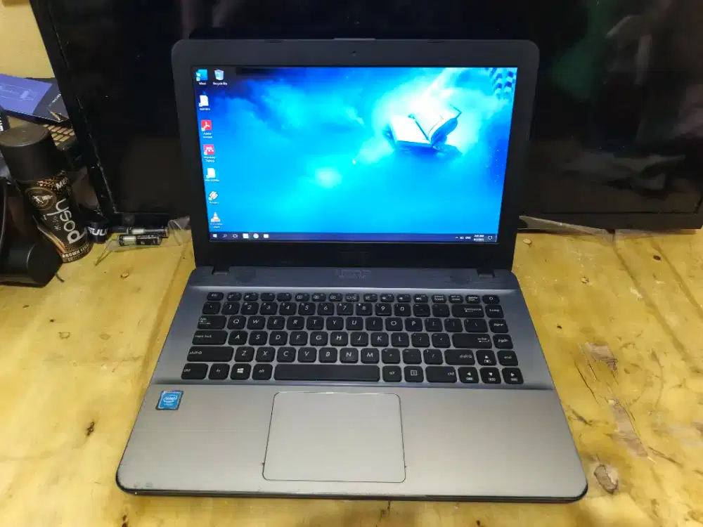 Laptop Asus X441SA Celeron N3060 Ram 2Gb Hdd 500Gb Model Slim