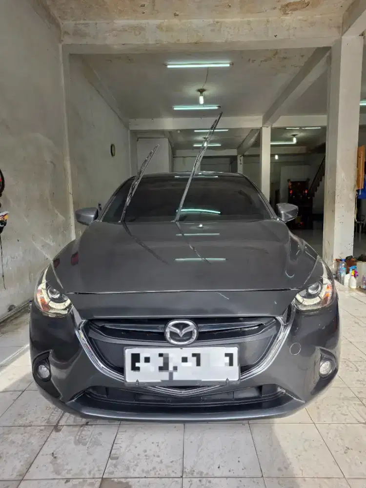 Mazda2 1.5R Skyactive A/T 2015