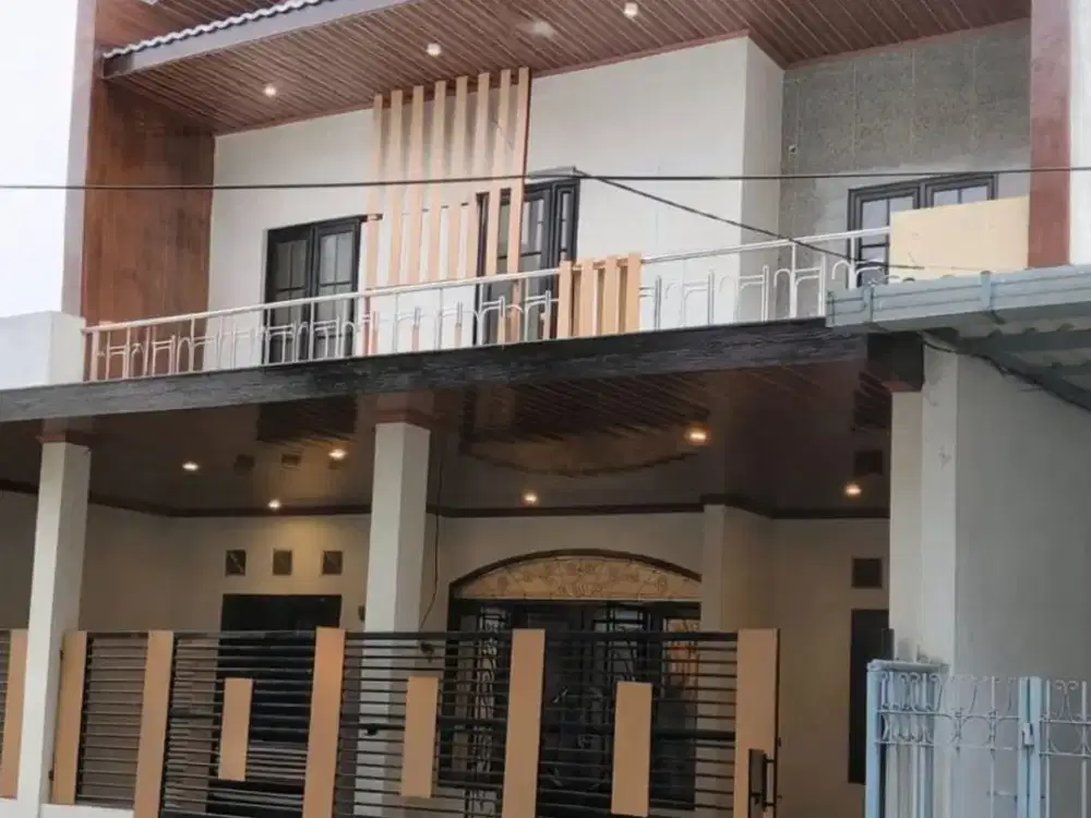 ‼️RUMAH KLAMPIS TERAWAT‼️RUMAH WISMA MUKTI KLAMPIS SEMOLO BANYAK KAMAR BISA UNTUK RUMAH KOS. DEKAT MANYAR, KAMPUS, MERR, Dsb