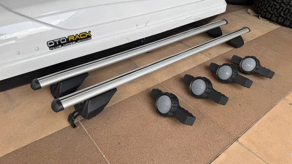 Crossbar roofrack/roofbox  - Jual Cepet