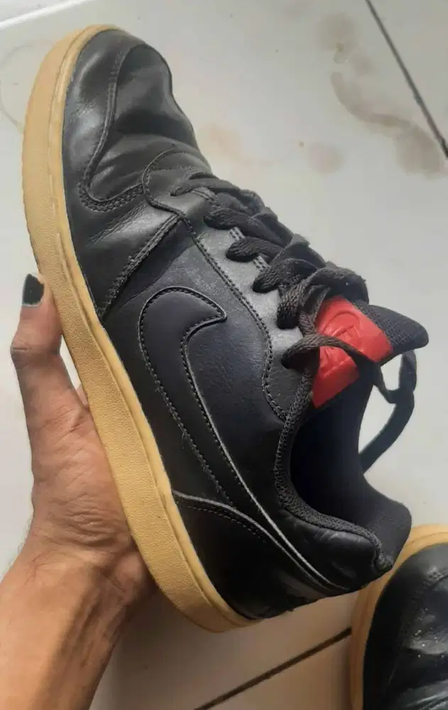 Sepatu Nike Low