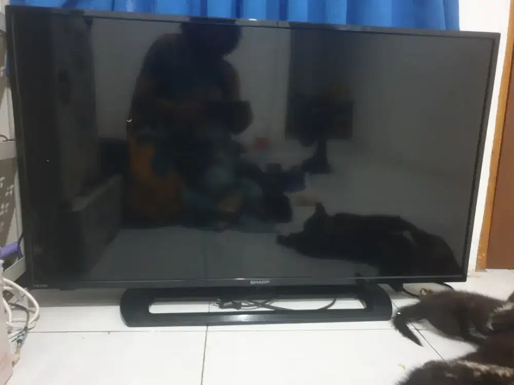 Tv sharp 43 inch