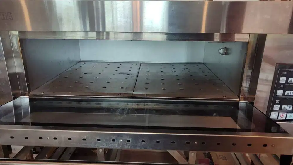 Oven dan Dudukan Meja Aluminium