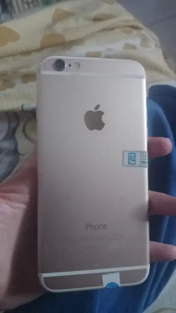 iPhone 6 baca deskripsi