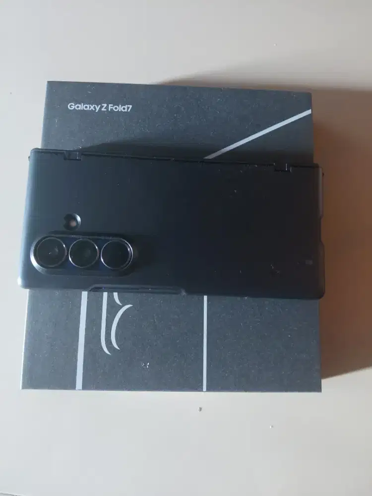 Samsung z fold 7 ram 12/256