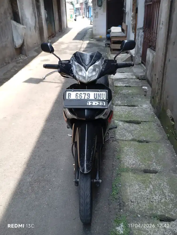 Jual motor Supra x 125cc thn 2009 karburator doubel disc surat2 lngkp