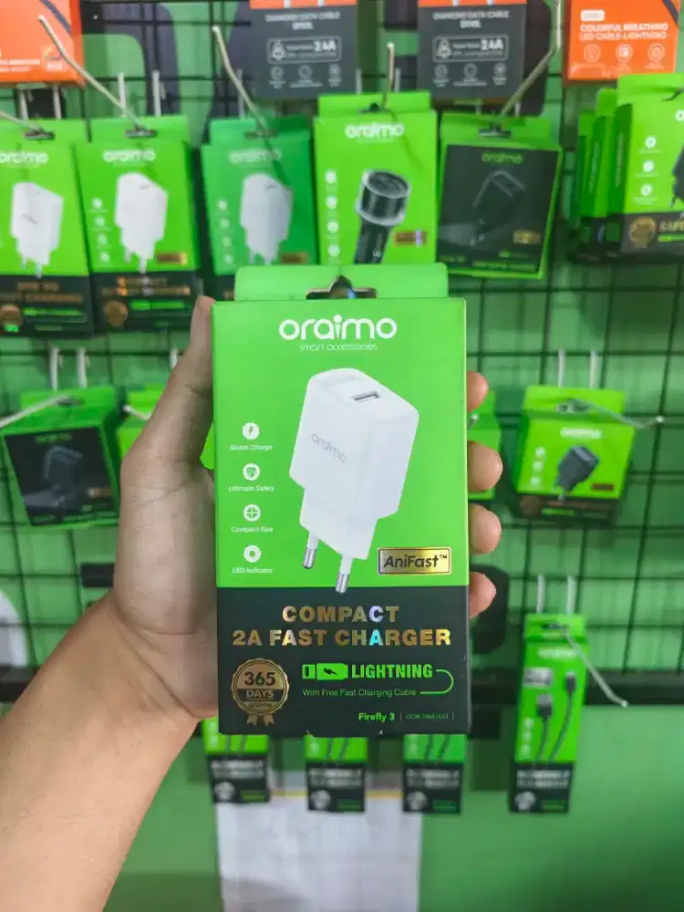 TRAVEL CHARGER LIGHTNING ORAIMO OCW-E66S+L53