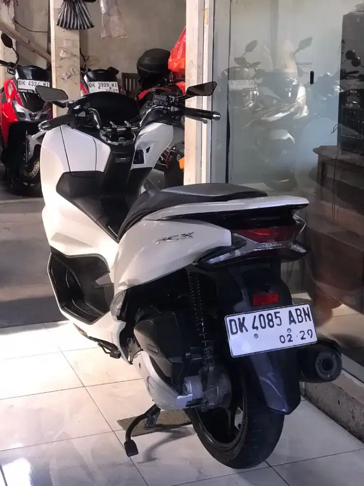 Dp 500 RB Honda PCX 150;CC thn 2019 cash. Bali dharma motor