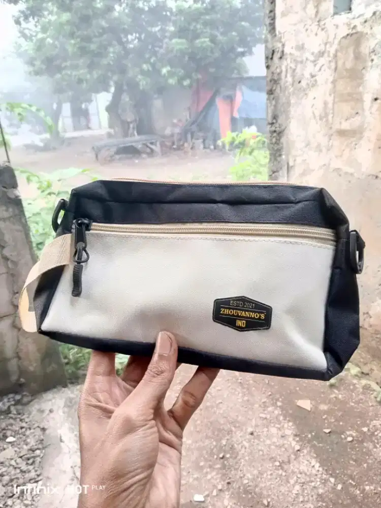 Tas Selempang Slig Bag