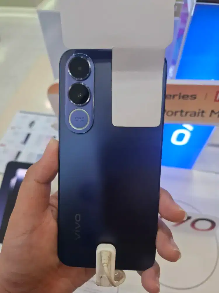 Dapatkan promo menarik ViVO V70 FE