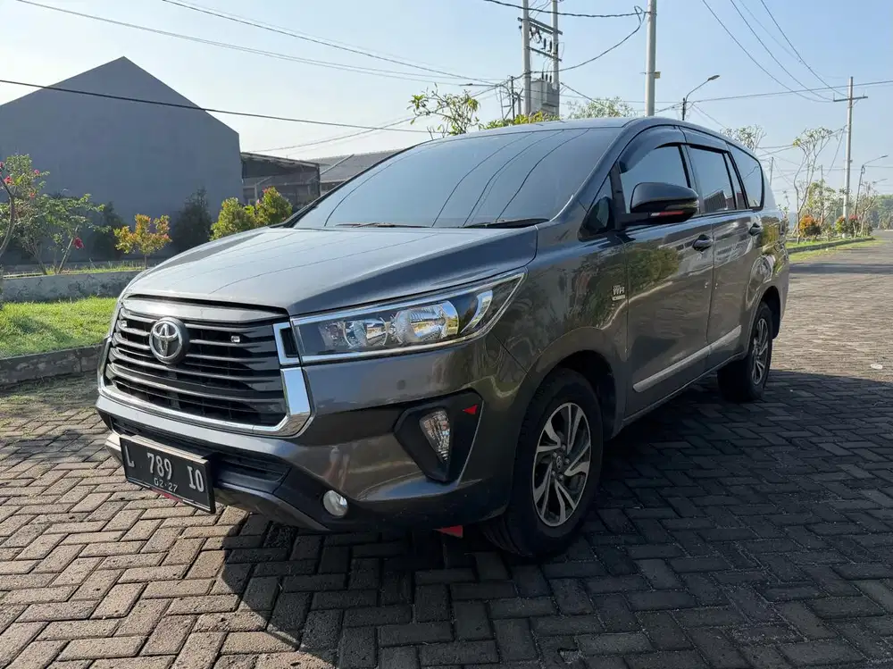 Toyota Innova G bensin AT' 2022. Pemakaian Pribadi Orisinil