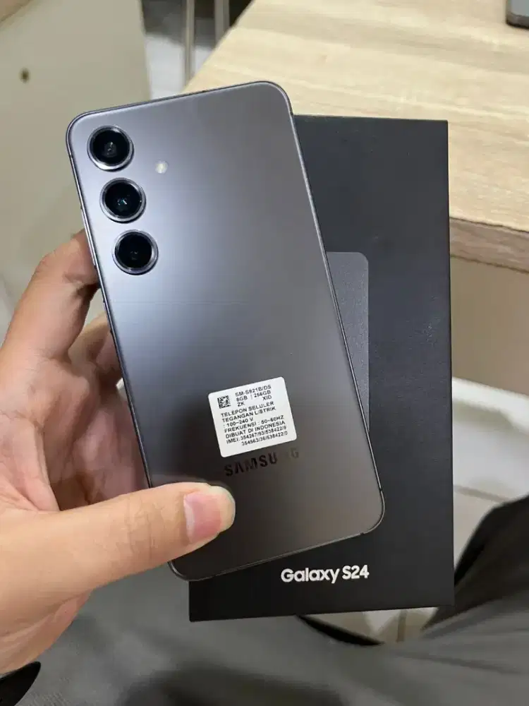 Samsung s24 8/256gb fullset like new