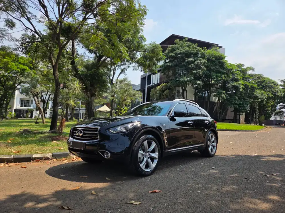 2011 Infiniti FX50s low km excellent condition fx50 fx 50 s