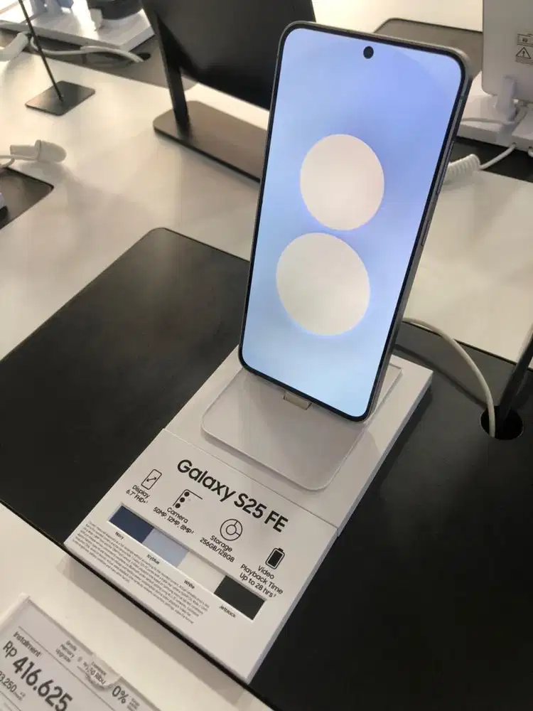 Samsung Galaxy S25 FE 8/128GB
