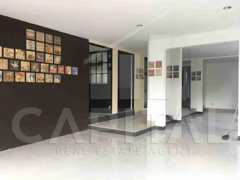 RUANG USAHA STRATEGIS - MAINROAD DIPATIUKUR