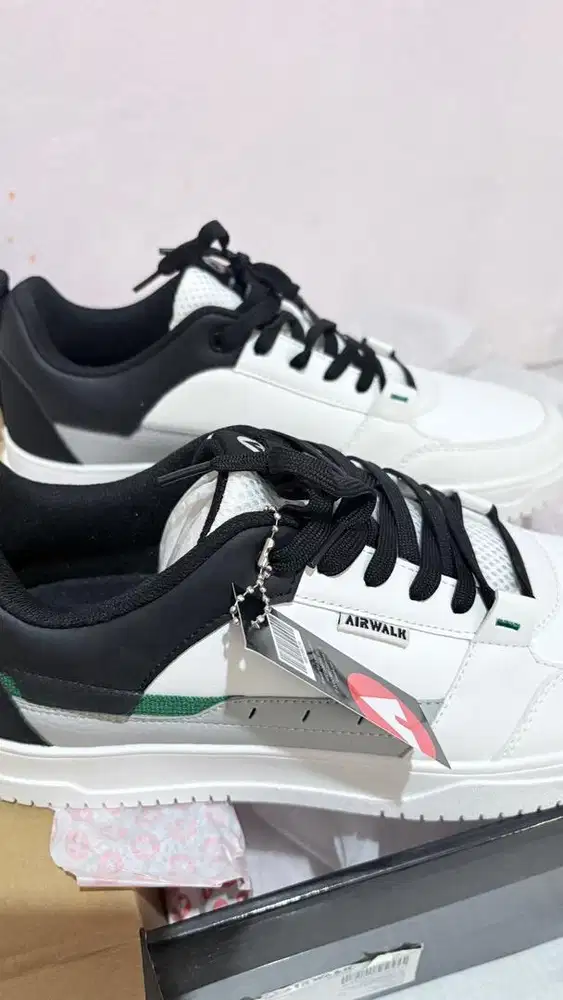 Sepatu Airwalk new
