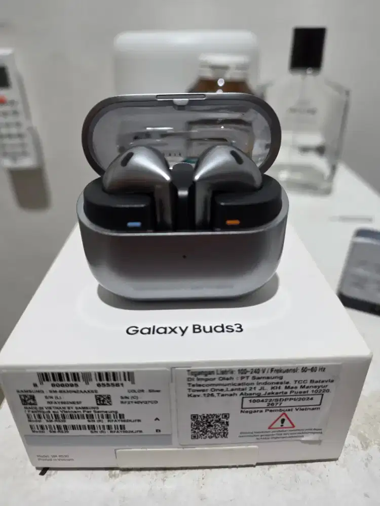 Samsung buds 3 likenew garansi resmi sein panjang
