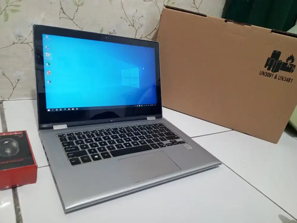 Di Jual Cepat Laptop dell  slim, i3 gen 4, ram 8, touchscreen, normal