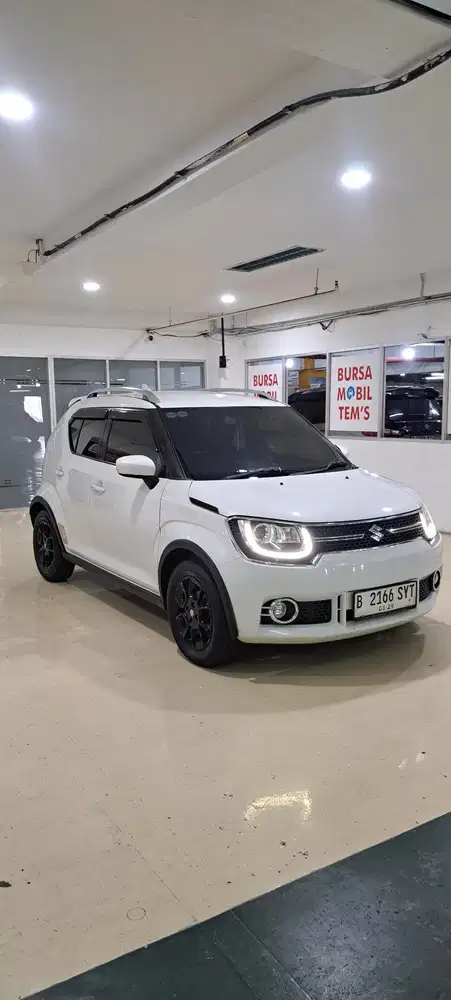 Suzuki Ignis GX Putih