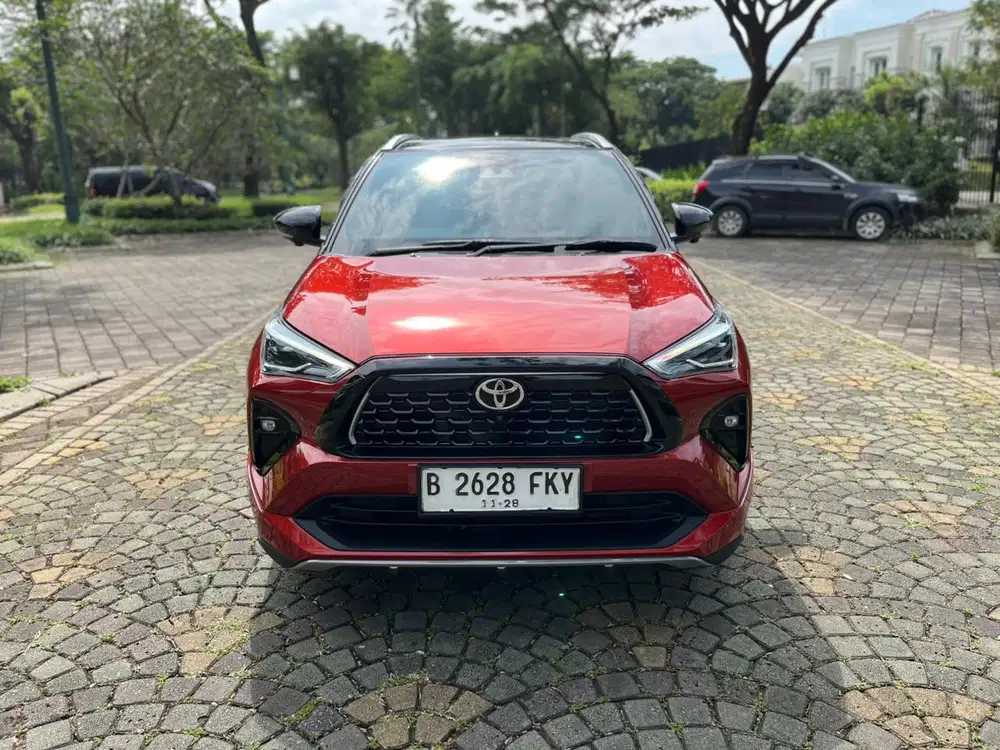 TOYOTA YARIS CROSS HYBRID GR AT 2023