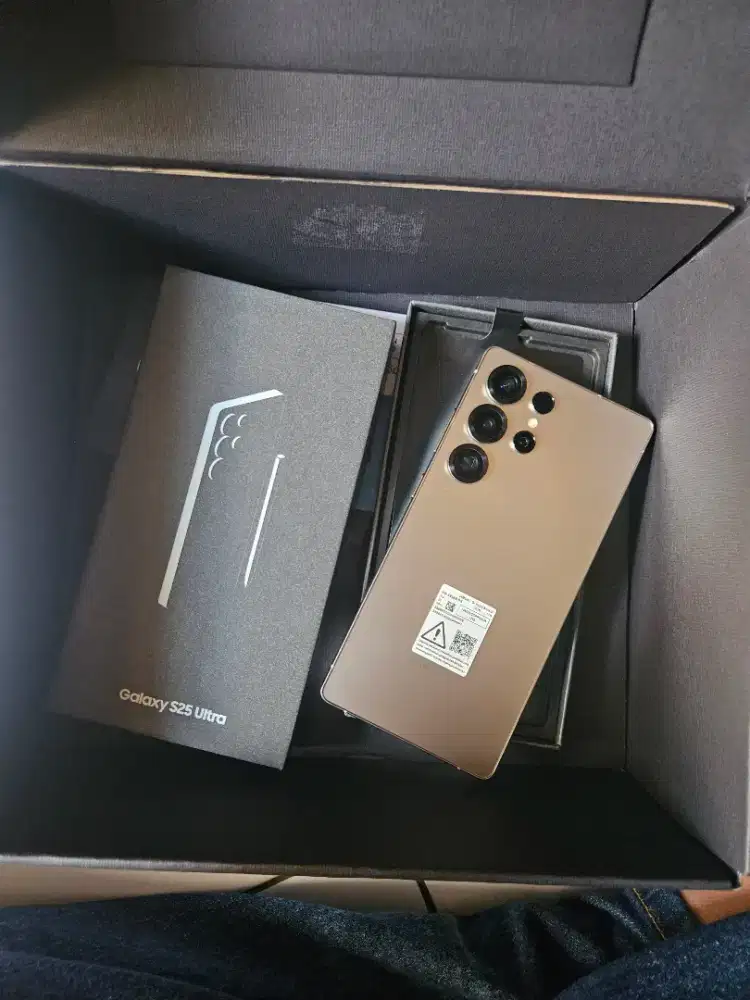 Siapa CPT! Di jual S25 ULTRA 12/ ITB / 1000GB INTERNAL LIKE NEW SEIN