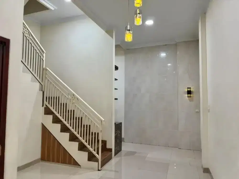 Dijual Rumah BU 2 lantai Poris Indah