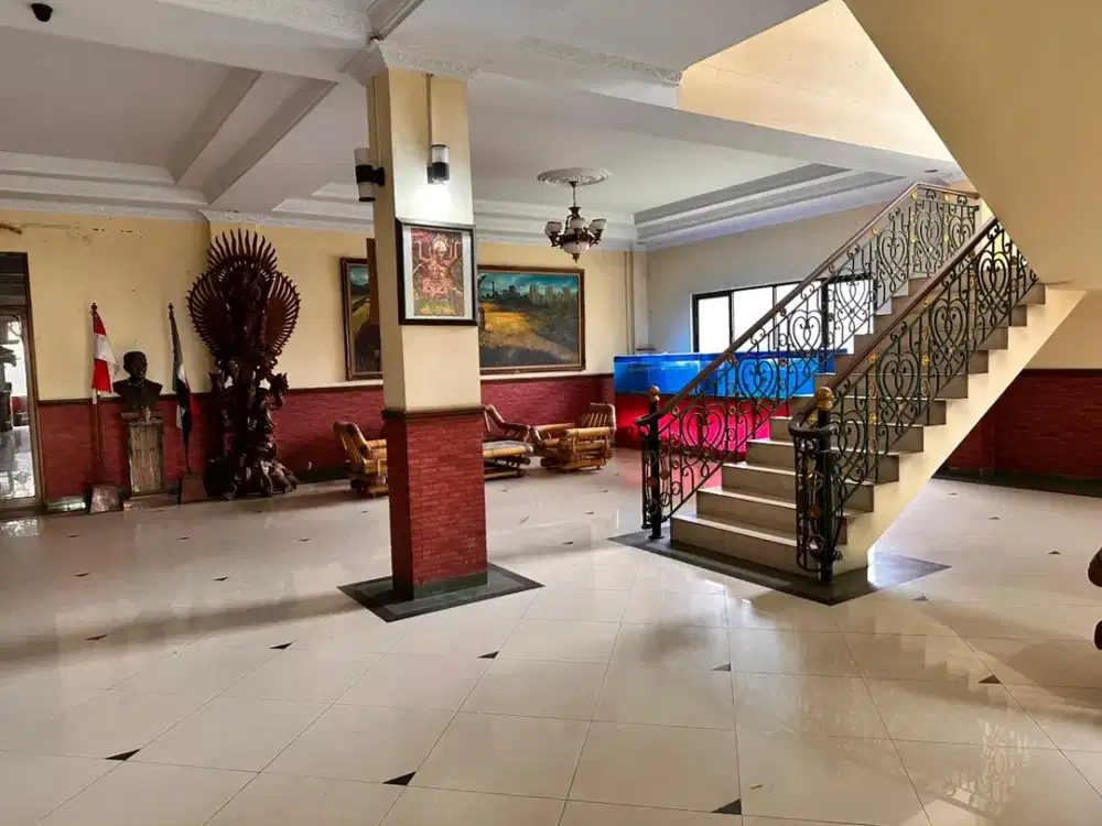 Gedung Perkantoran 3 Lantai Area Strategis di Senayan Tanah Abang