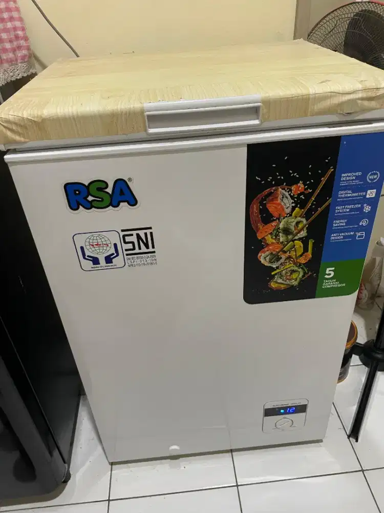 Di Jual freezer 100 L