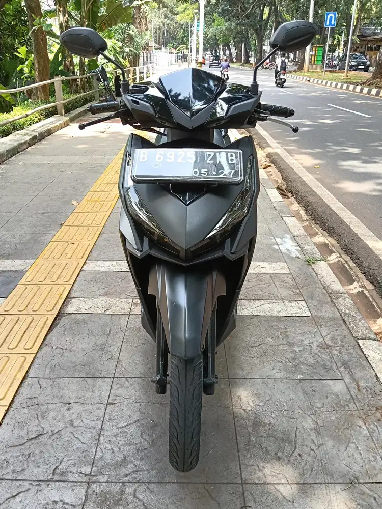 DIJUAL CASH HONDA VARIO 150 OLD THN 2017 PAJAK IDUP SIAP PAKAI
