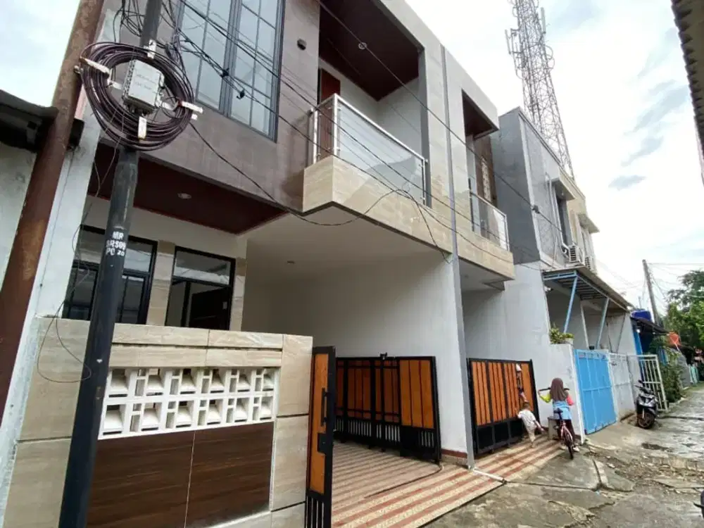 RUMAH BARU HARGA MURAH LOKASI STRATEGIS di SRENGSENG SAWAH JAGAKARSA JAKARTA SELATAN