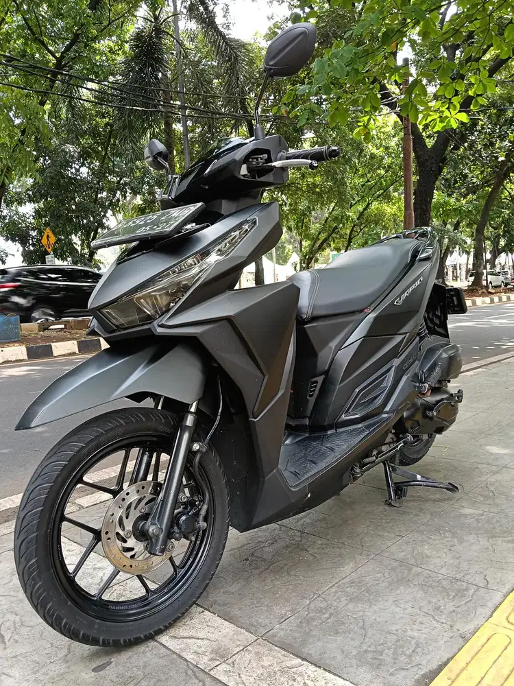 DIJUAL CASH HONDA VARIO 150 OLD THN 2017 PAJAK IDUP SIAP PAKAI