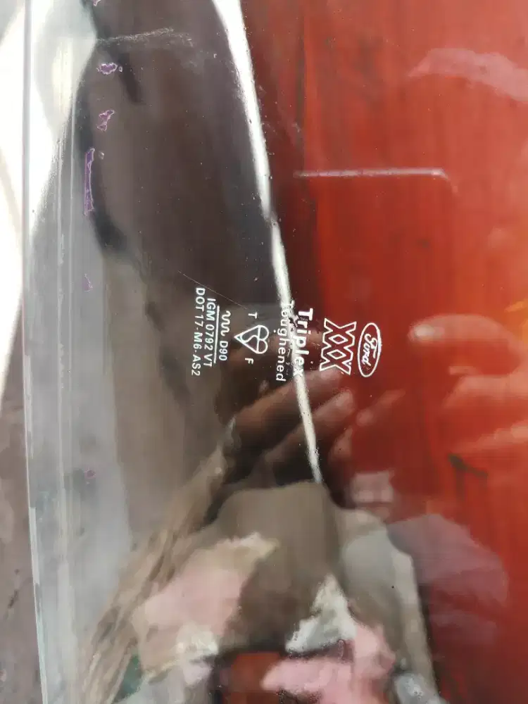 Jual kaca mobil jadul second