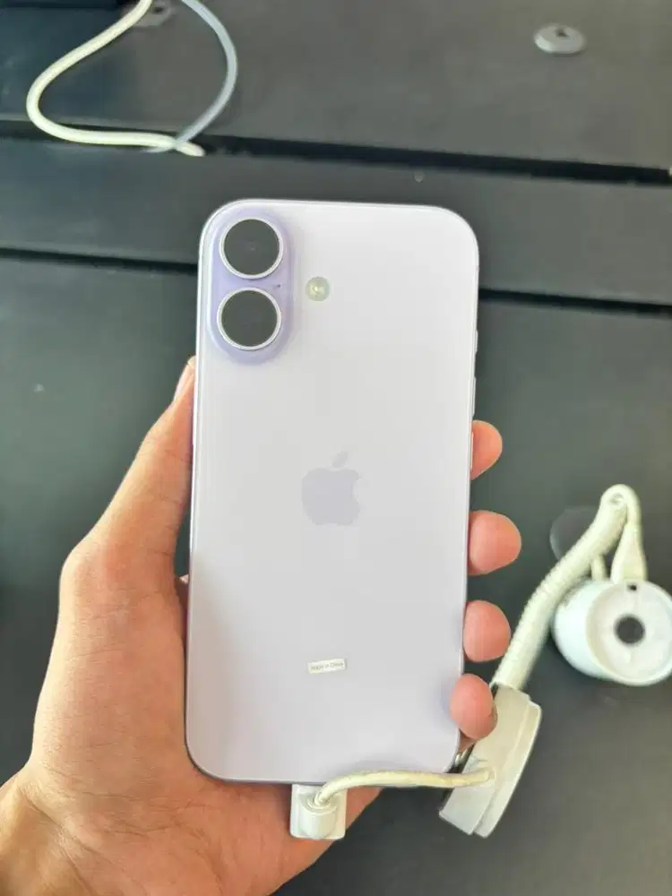 IPHONE 17 256 NEW GARANSI IBOX BISA KREDIT