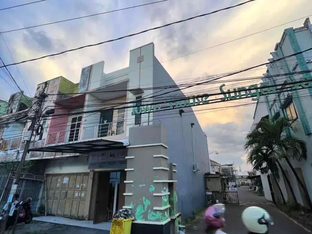 dijual cepat ruko di tengah kota jalan sungai saddang ruko sudut