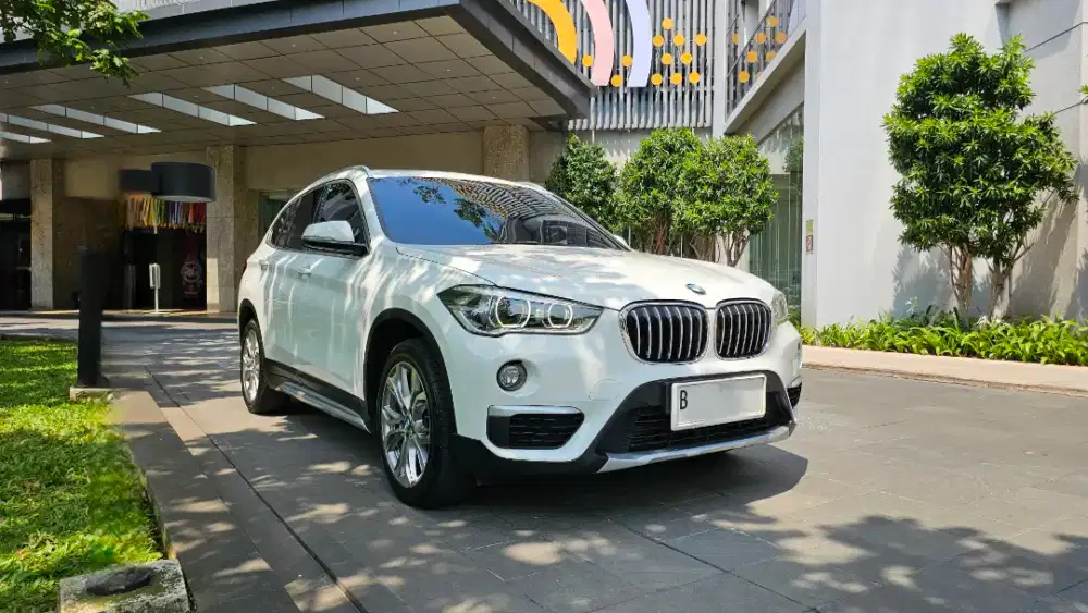 X1 Low Odo 17rb. Top spec facelift.