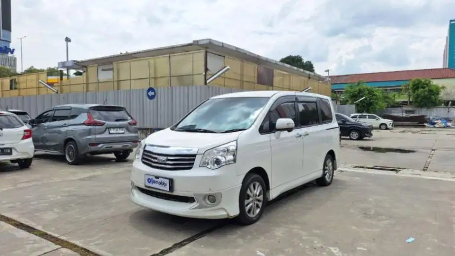 DP MURAH - Toyota Nav1 2.0 V Bensin-AT 2016 Putih