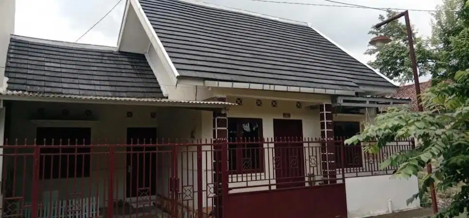 Disewakan Rumah Minimalis Dekat Jalan Raya