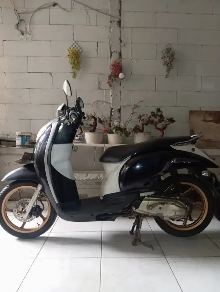 Honda Scoopy Karbu 2010 Masih Orisinil