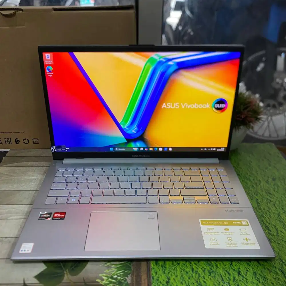New Asus Vivobook E1504FA Ryzen 5-7520U 16GB 512GB 15,6OLED Window 11