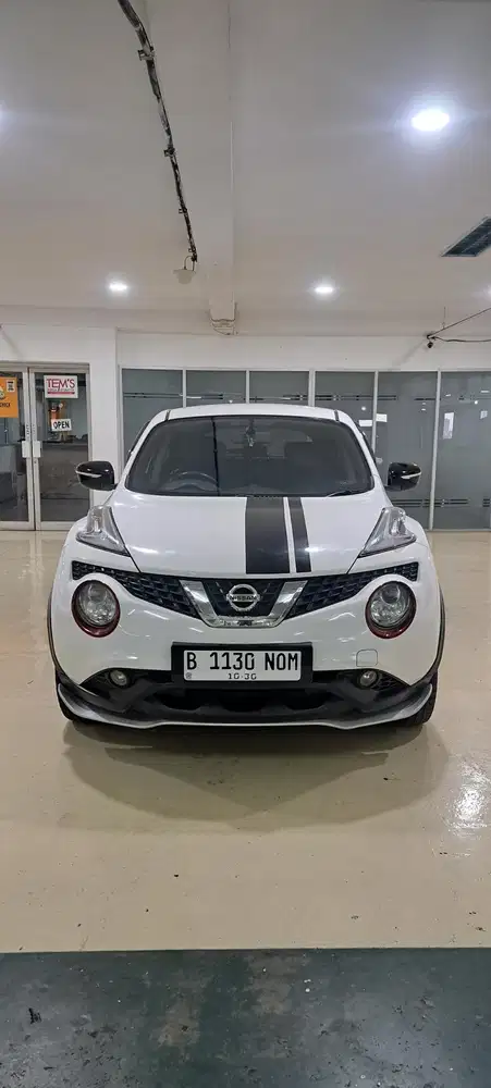 Nissan Juke Revolt Red Interior limited edition