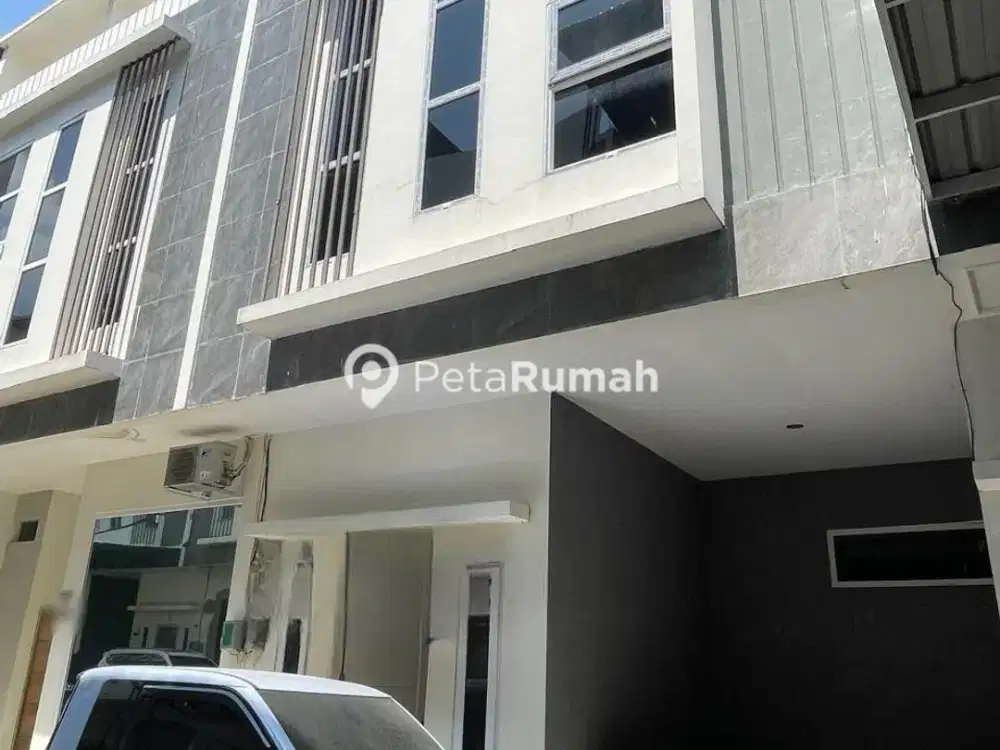 DIJUAL RUMAH JALAN BHAYANGKARA KOMPLEK BHAYANGKARA PALACE | DEKAT PANCING (MERY & PETER)