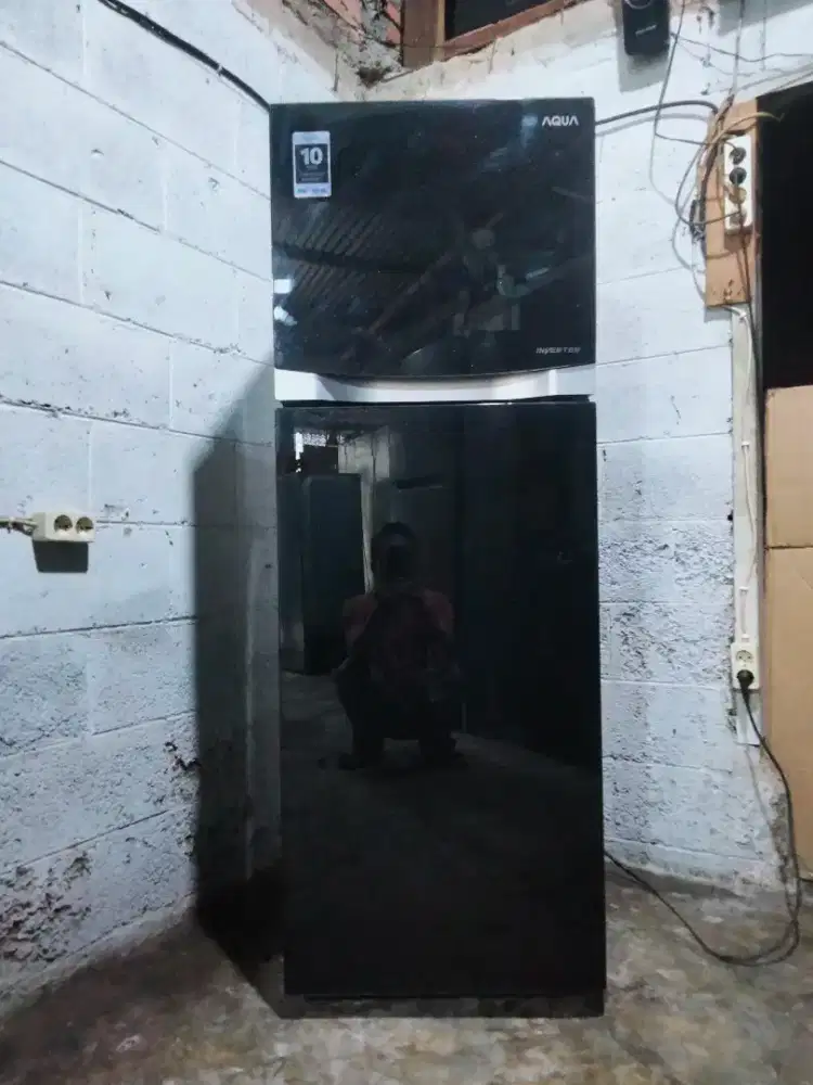 KULKAS 2PINTU ( AQUA )