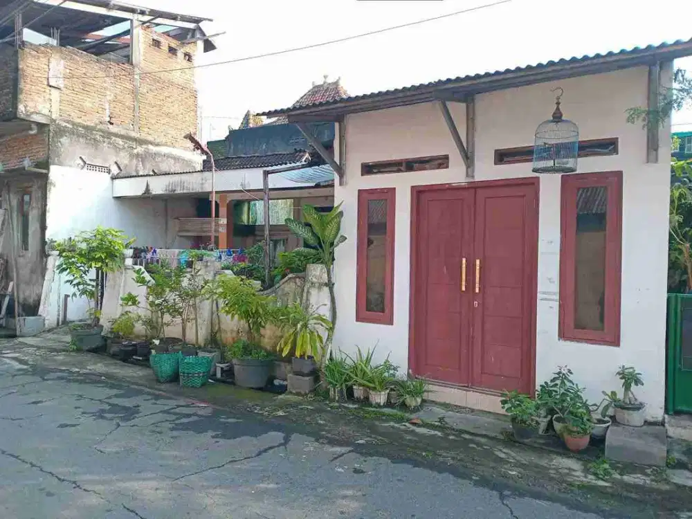 Rumah Hitung Tanah di Sumber Dekat Manahan Solo Kota