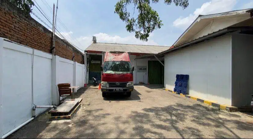 Bangunan/Gudang Komersil (Ex Catering)