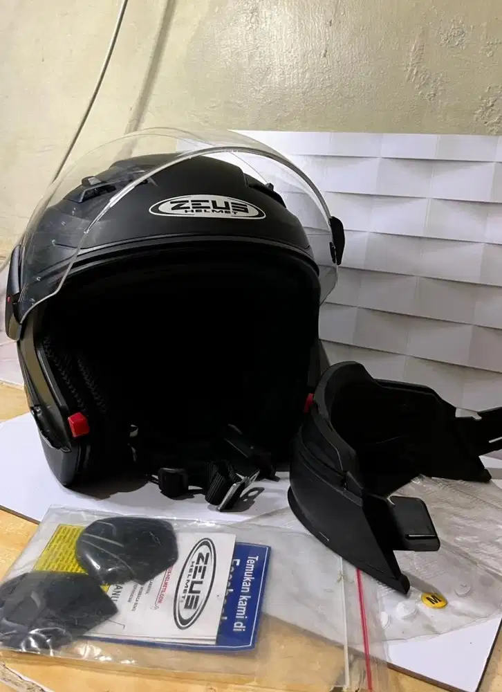 Zeus 611C Modular Size M